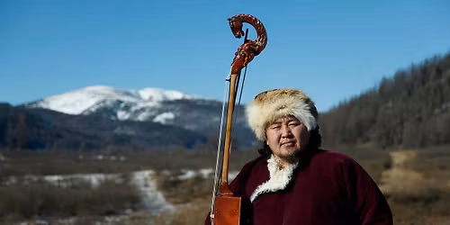 Mongolialaista kurkkulaulua Batzorig Vaanchig