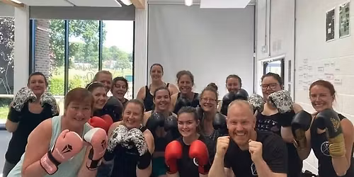 ELITE WOMEN'S KICKBOXING