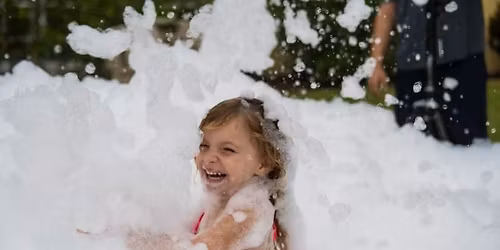 Grand Finale - Foam Party in the Park