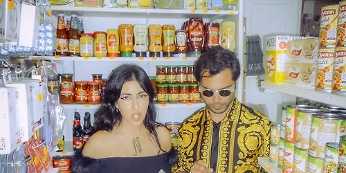 Lilly Wood and The Prick + Fluoresun \u00b7 La Cartonnerie