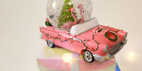 Sunny Day Markets: Holiday Edition at Urban District Market