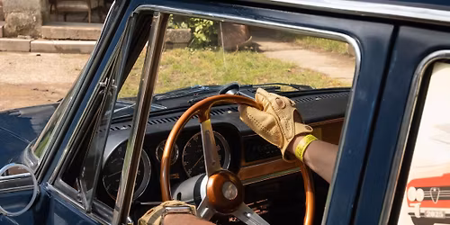 Authentic Drive - Tavaszi Gurul\u00e1s