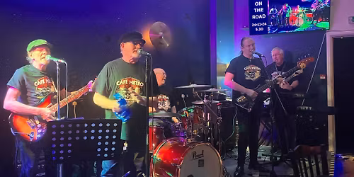 Back On The Road ~ Cafe Metro