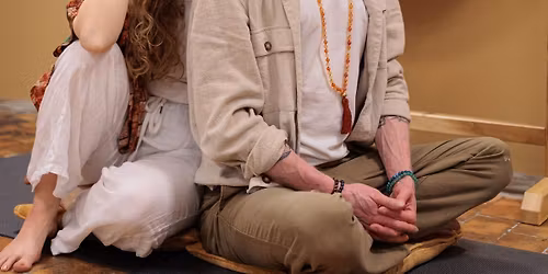 Mantra Chanting duet med Mikkel og Marie