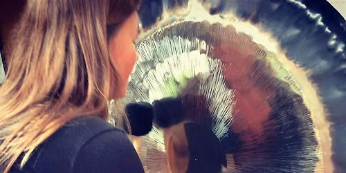 A Midsummer Night's Gong