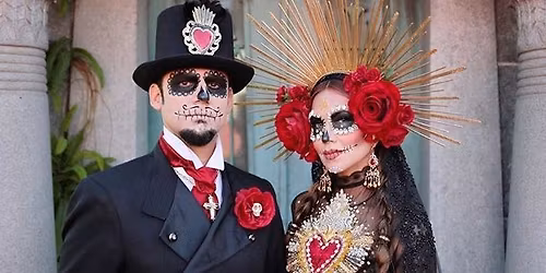 Rocky mountain vampire family dia de los muertos Vampiraoke party.