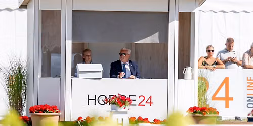 Juan Carlos Campos Seminar for Young Horses