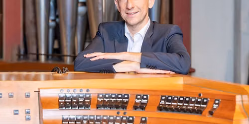 Star of Orgelimprovisation: Ruben J. Sturm an der Chororgel im Ingolst\u00e4dter Liebfrauenm\u00fcnster