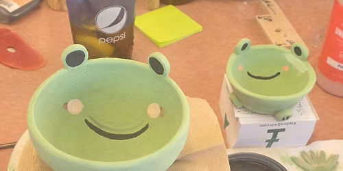 Hip-hoppity Frog Bowl