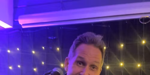 Quiz & musikk med Jacob