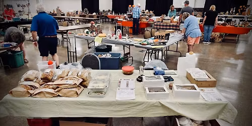 December Cedar Cross Market