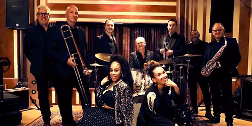 Groove Society | Binnenplaatsconcert