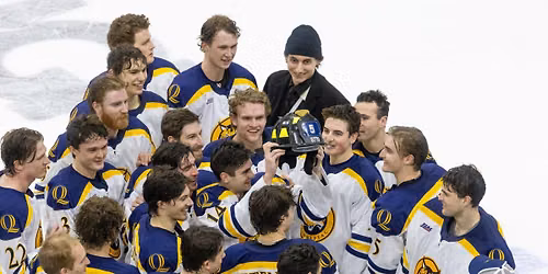 Yale Bulldogs at Quinnipiac Bobcats Mens Hockey at M&T Bank Arena