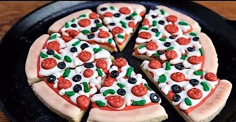 Teen Cookie Pizza