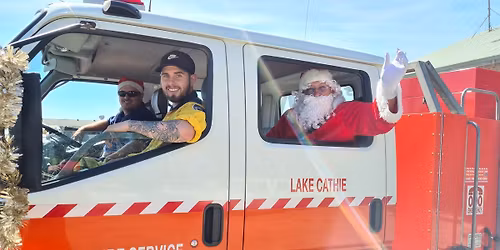 Santa Clause Visits Lake Cathie on the Fire Truck