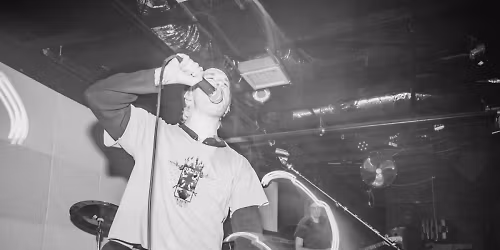 Portrayal of Guilt, Deafheaven in Porto