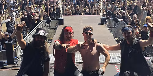 M\u00f6tley Kr\u00ebw @ Kid's, Antwerpen