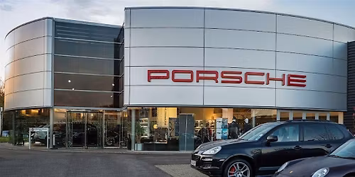 Elevenses & Networking at Porsche