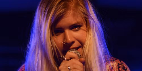 Lisa Lystam Band p\u00e5 Bl\u00e5 Kaktus 2026-05-01