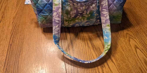 The Bodobo Bag: Mini Duffle Quilting & Sewing Class - Green Bay