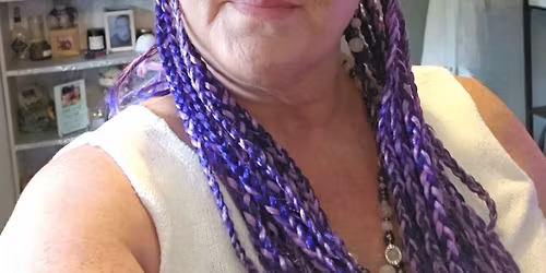 Psychic readings with Psychic Bernice