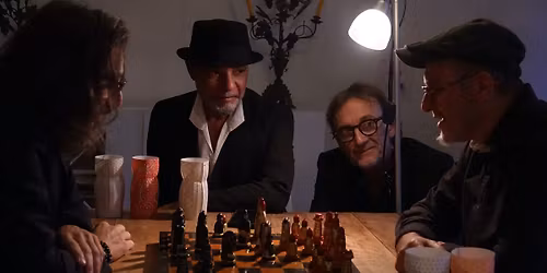 Lampecinado Back Lucky Band