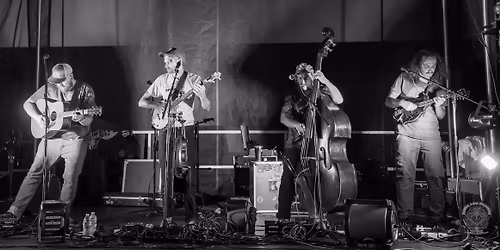 live: Front Porch (USA)