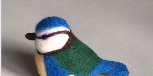 \u00a320 Needlefelt a cute Blue Tit