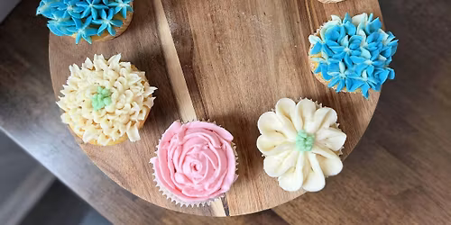 Beginner Floral Cupcake Decorating Class