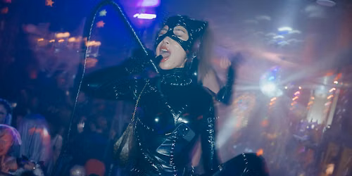 BabeHouse of Horrors Halloween