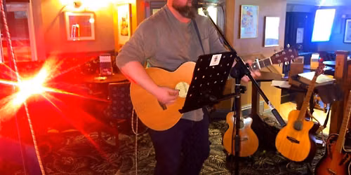 Magic Moment Mondays presents Dane Piercy @ The Lever Cub, Port sunlight