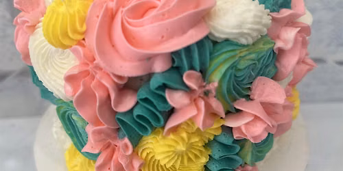 Buttercream Piping Techniques: From Basic to Beautiful!
