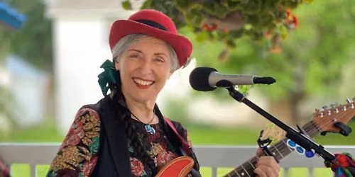 Cooie Sings at The Blue Paddle Bistro