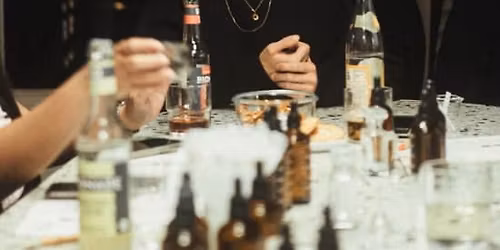 Eigenes Parf\u00fcm kreieren in M\u00fcnchen: Kreativer Duft-Workshop auf Deutsch