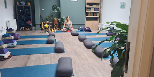 Restorative Yoga Workshop, Brighton