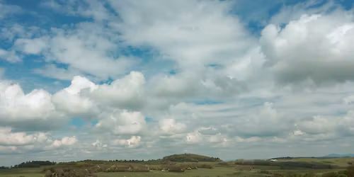 \u010cinoher\u00e1ck\u00fd bat\u016f\u017eek & k\u0159est knihy