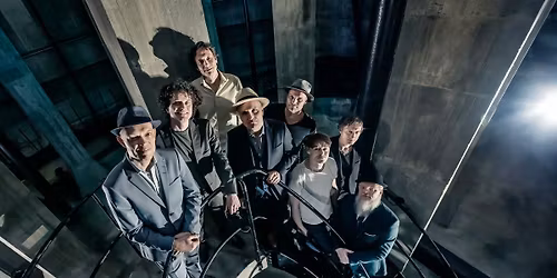 Thorbj\u00f8rn Risager & The Black Tornados