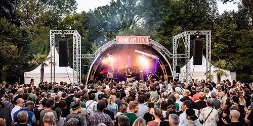 Troubas Kater Openair - B\u00fchne am Teich