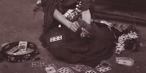 Tarot Readings With Isabel