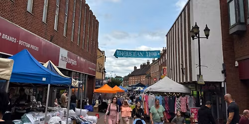Return to Tamworth Saturday market