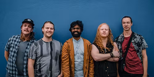 Nomadic Orchestra - Live at caf\u00e9 Roux