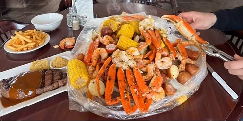Seafood boil in a bag