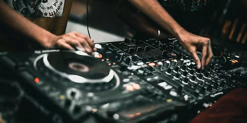 Kreativno DJ-anje (\u0160ola odprtih vrat)