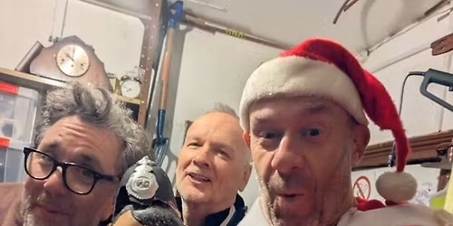 Old Muggins Christmas Whatsit - Free Show