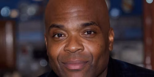 Chris Worth Live on the patio