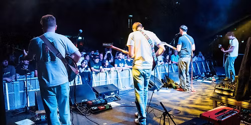 The Dominos at Caf\u00e9Indie