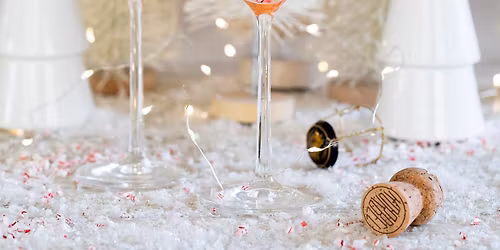 Late night shopping! \ud83c\udf84