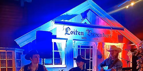 P\u00f8bbkveld med "3 Bra Kara" p\u00e5 Vallset Samfunnshus