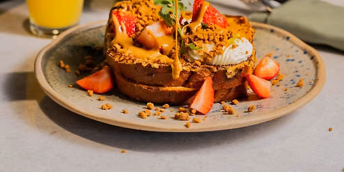 Sunday Brunch at Mezze