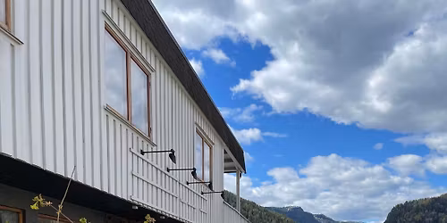 Loppemarked s\u00f8ndag 3 mai i Kviteseidbyen!